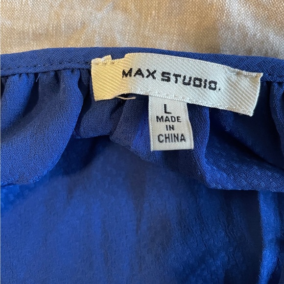 Max Studio Blue Ruffle Top - Picture 4 of 6